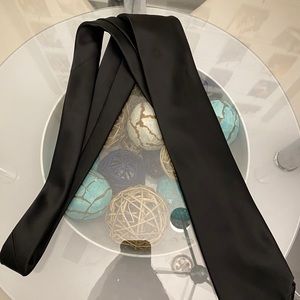 Geoffrey Beene Men’s Tie